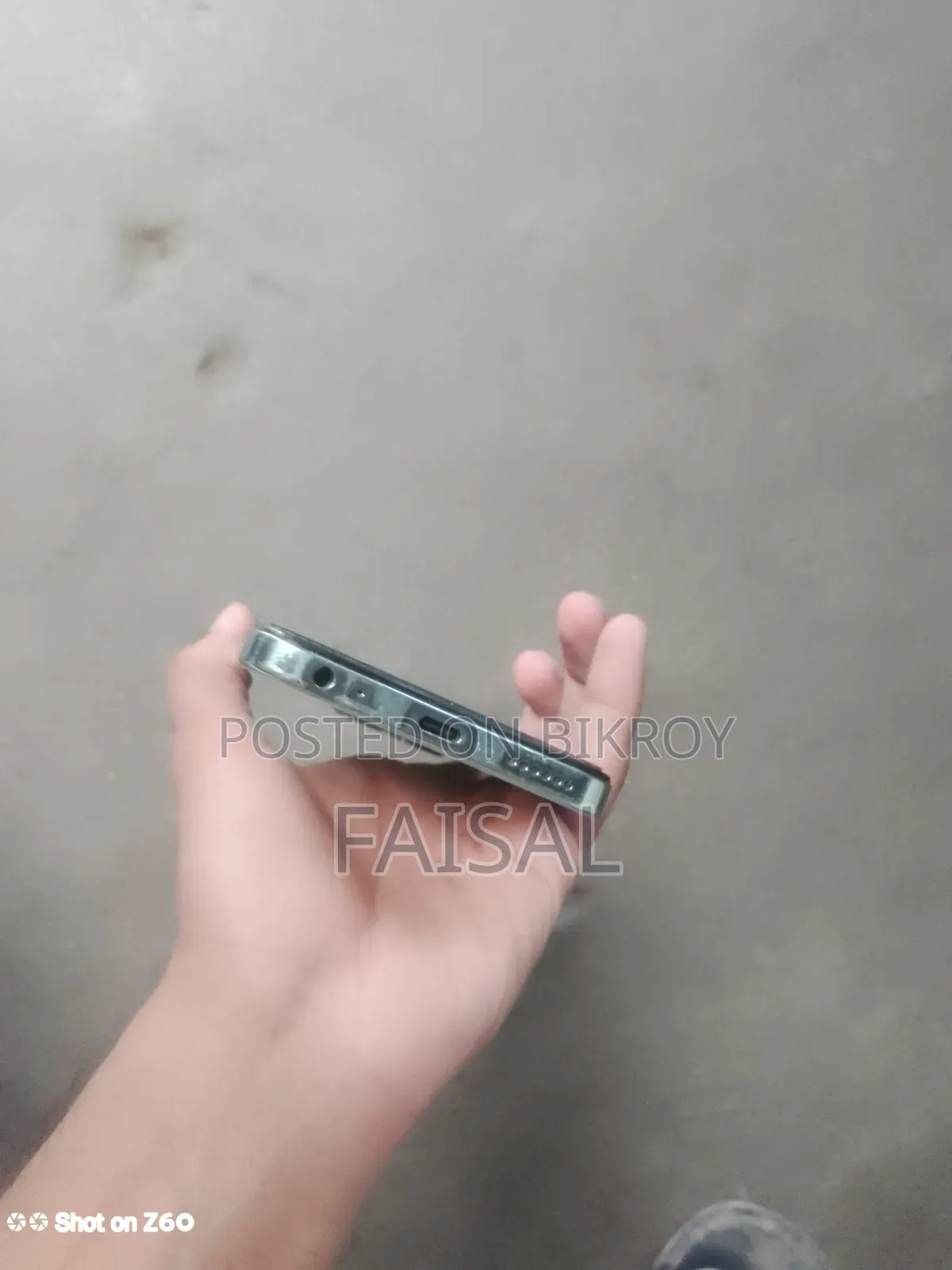 সিমফনি ১২৮ জিবি নীল