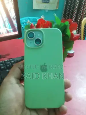 Apple iPhone 15 128 GB Green