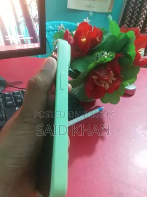 Apple iPhone 15 128 GB Green