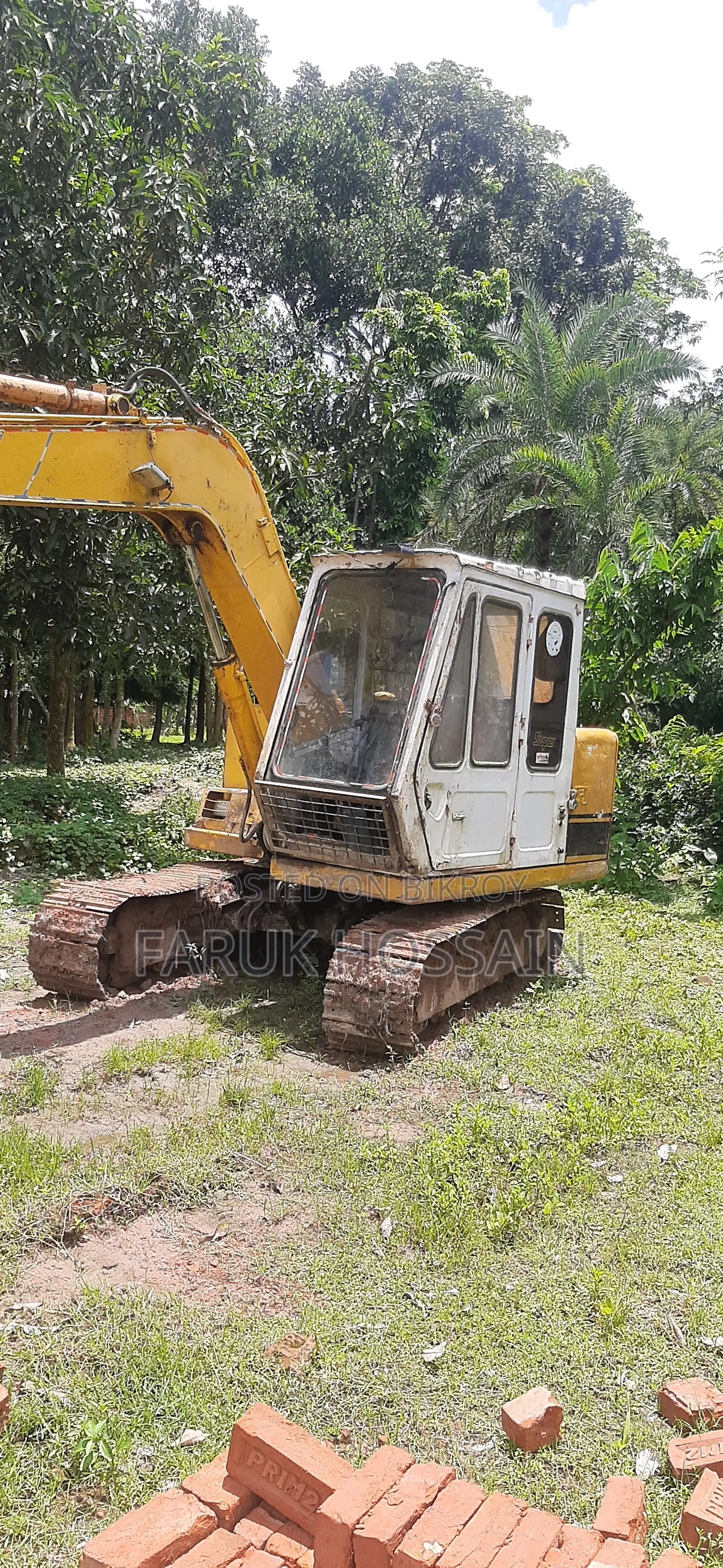 Excavator HD 250 for Sell