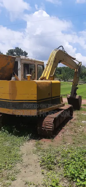 Excavator HD 250 for Sell