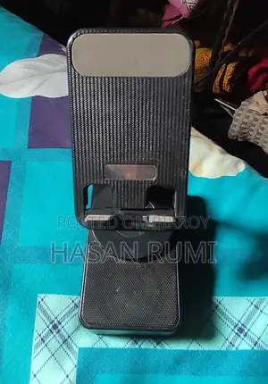 ব্লুটুথ স্পিকার উইথ মোবাইল হাঙ্গার
