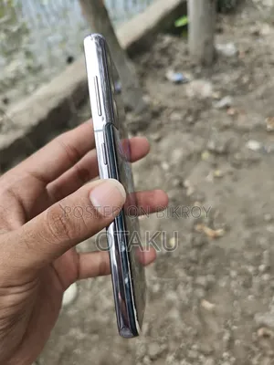 স্যামসাং গ্যালাক্সি এস২১ ৫জি ১২৮ জিবি ব্ল্যাক