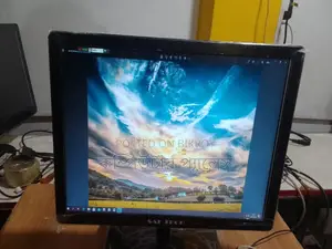 ১৭" সাফ টেক এলইড মনিটর ১০০% ফ্রেশ