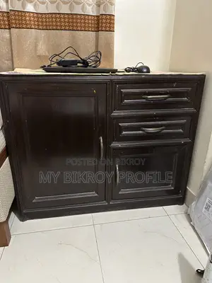 ডেস্ক স্টোরেজ