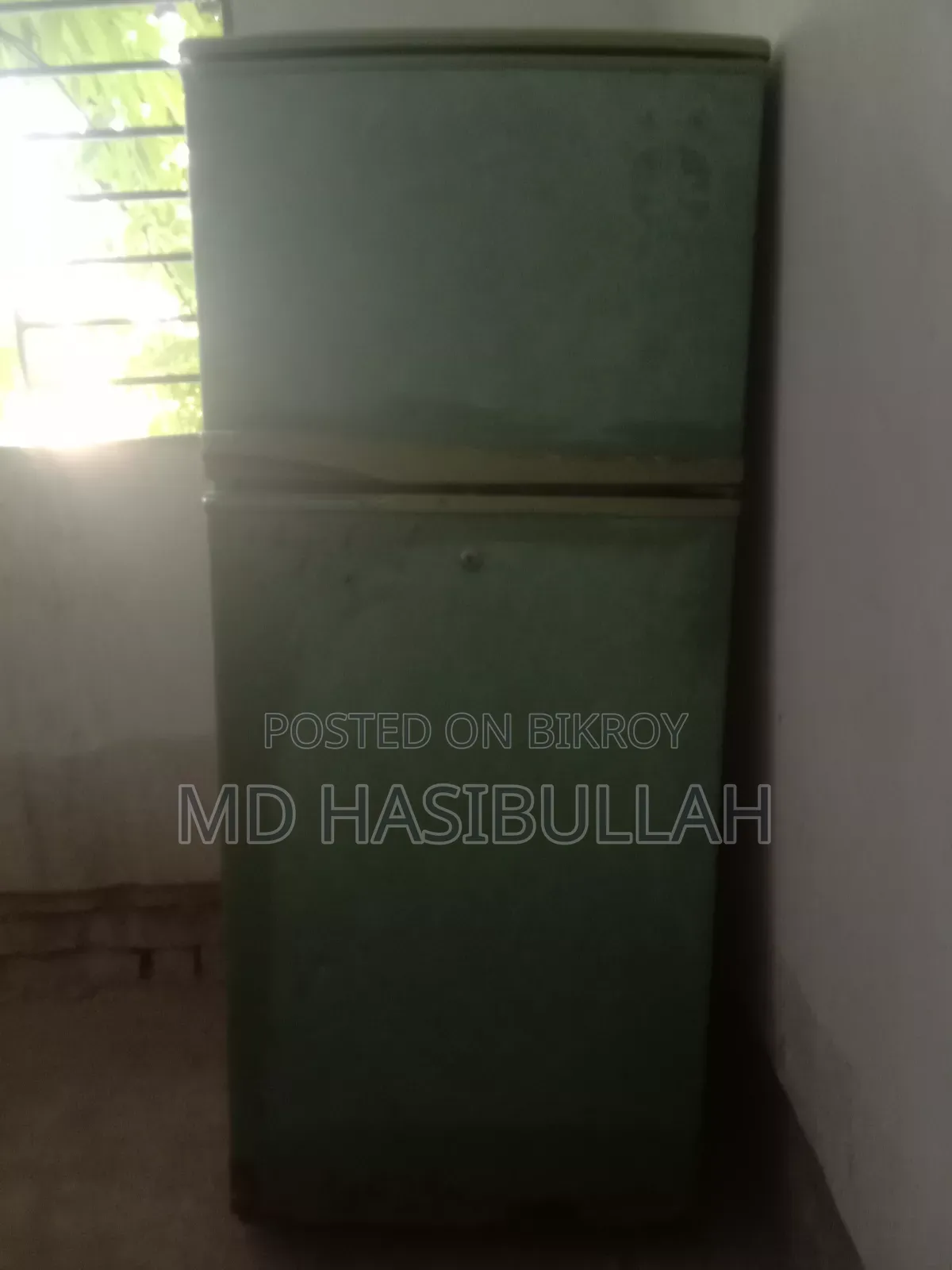 Samsung Fridge - Good condition, fully operational