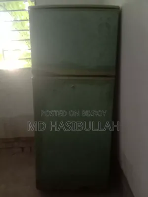 Samsung Fridge - Good condition, fully operational