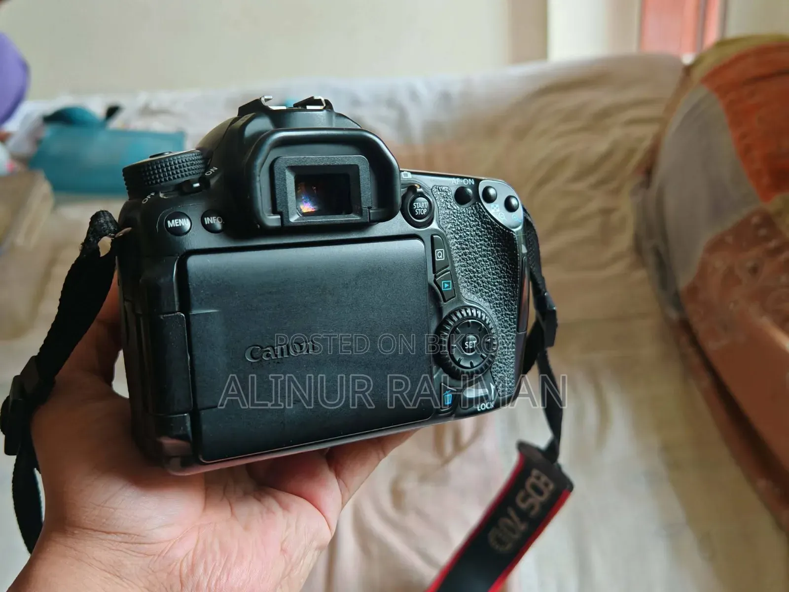 Canon 70D DSLR Camera