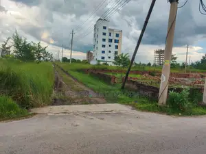 ৬০ ফুট রাস্তার উপর ৫ কাঠার উত্তরমুখী জমি বিক্রি