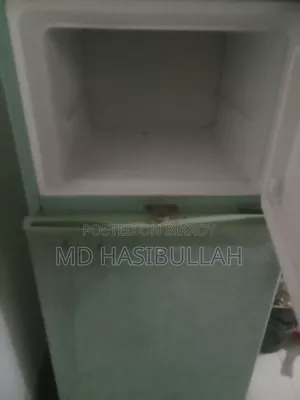 Samsung Fridge - Good condition, fully operational