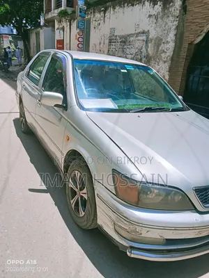 Toyota Vista 2000 Silver