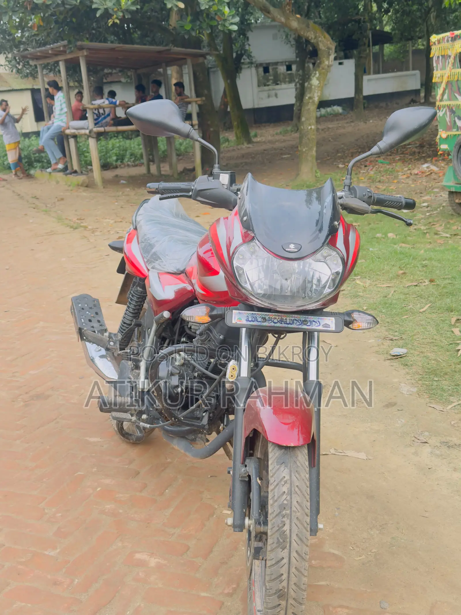 বাজাজ ডিসকভার ১২৫ ২০২৫ রেড