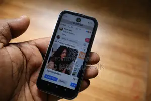 আইকিউও ৬৪ জিবি কালো