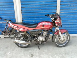 পুরসাং ই-ট্র্যাকার ২০১২ লাল
