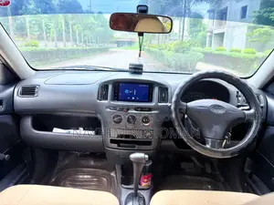 টয়োটা প্রবক্স ২০০৩ সিলভার