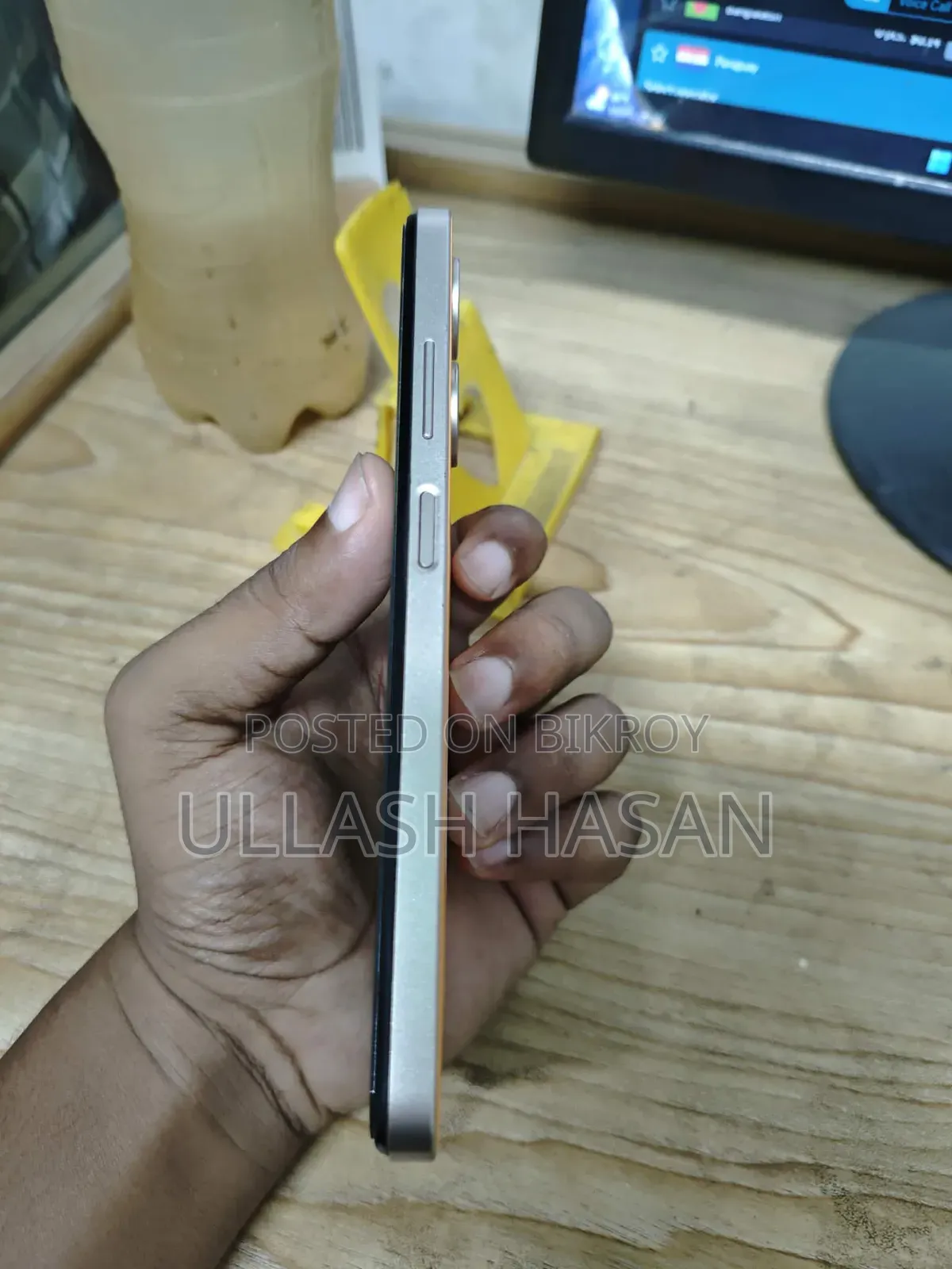 Infinix Hot 30i 128 GB Yellow