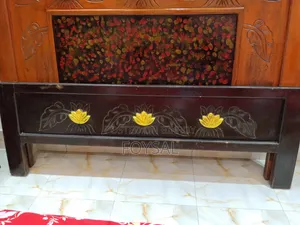 Bed 5ft x 7ft