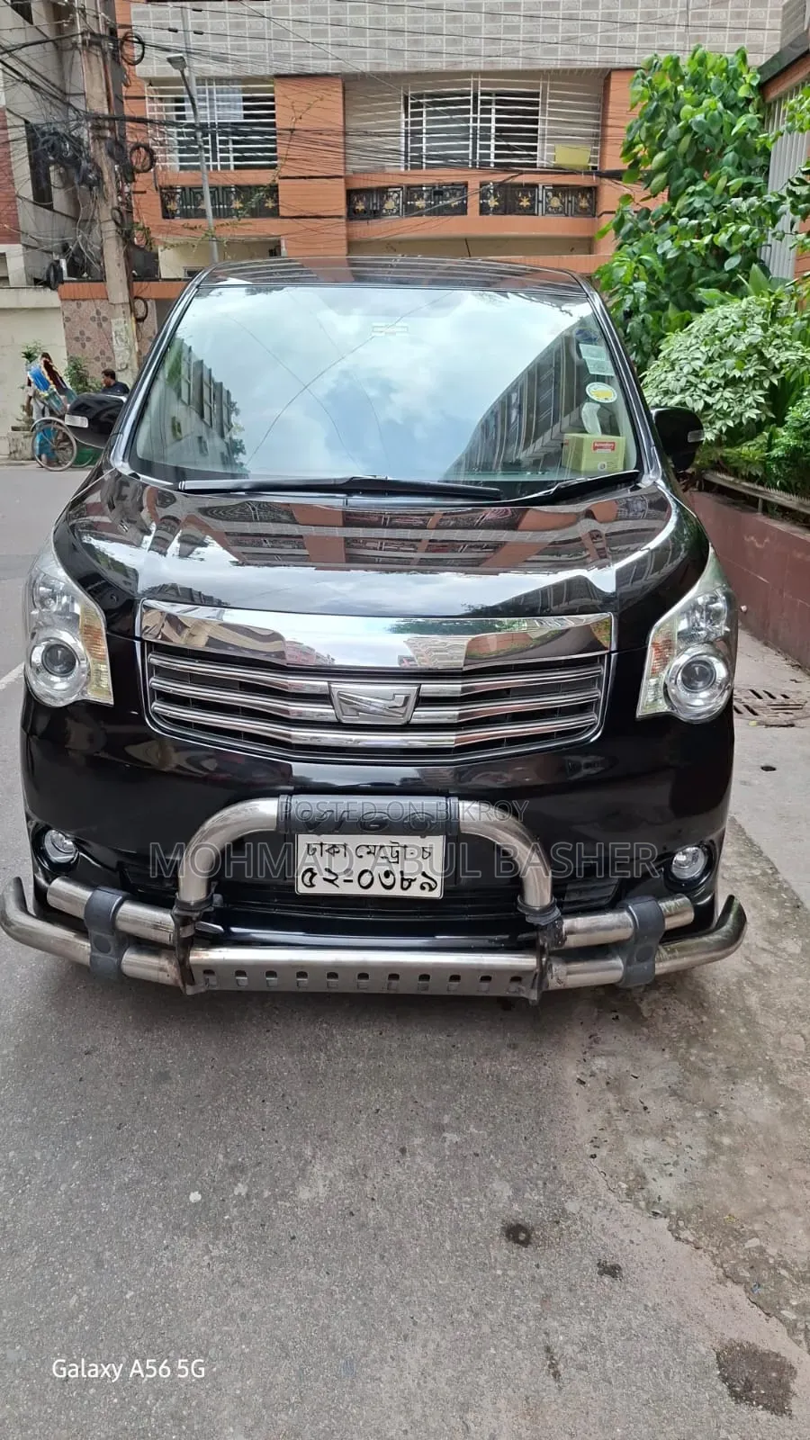 টয়োটা নোহা ২০১১ কালো
