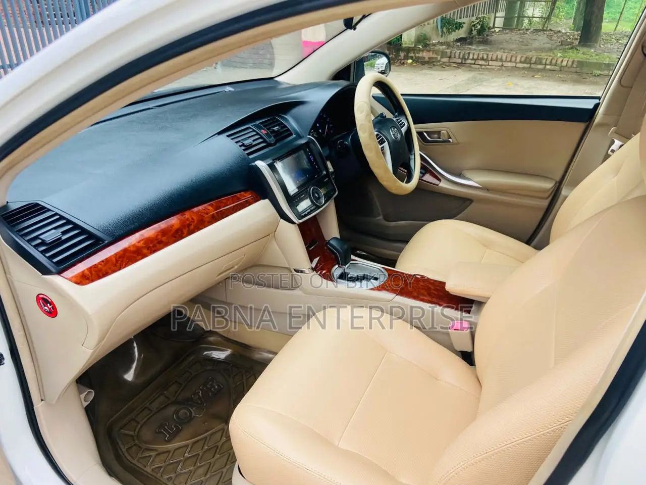 Toyota Premio 2015 Pearl