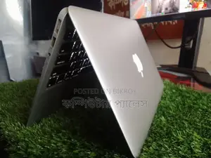 Laptop Apple MacBook 8GB Intel Core i7 SSD 256GB