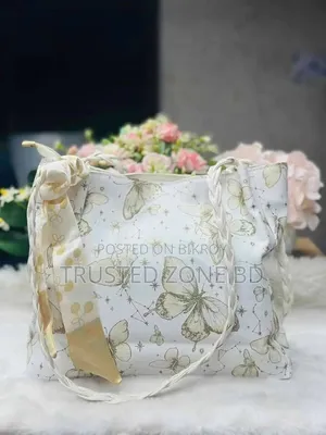 স্টাইলিশ লেডিস ব্যাগ