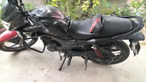 হিরো হাঙ্ক ২০১৫ ব্ল্যাক