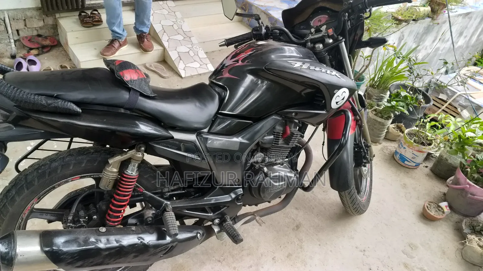 হিরো হাঙ্ক ২০১৫ ব্ল্যাক