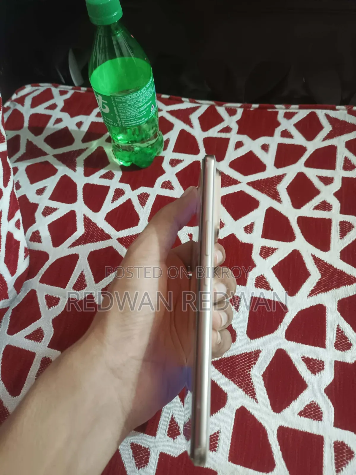 Vivo V60 128 GB Gold