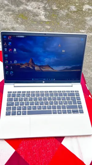 Laptop HP 8GB AMD Ryzen 5 SSD 256GB