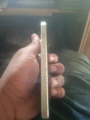 অ্যাপল আইফোন ১৫ প্রো ১২৮ জিবি সাদা
