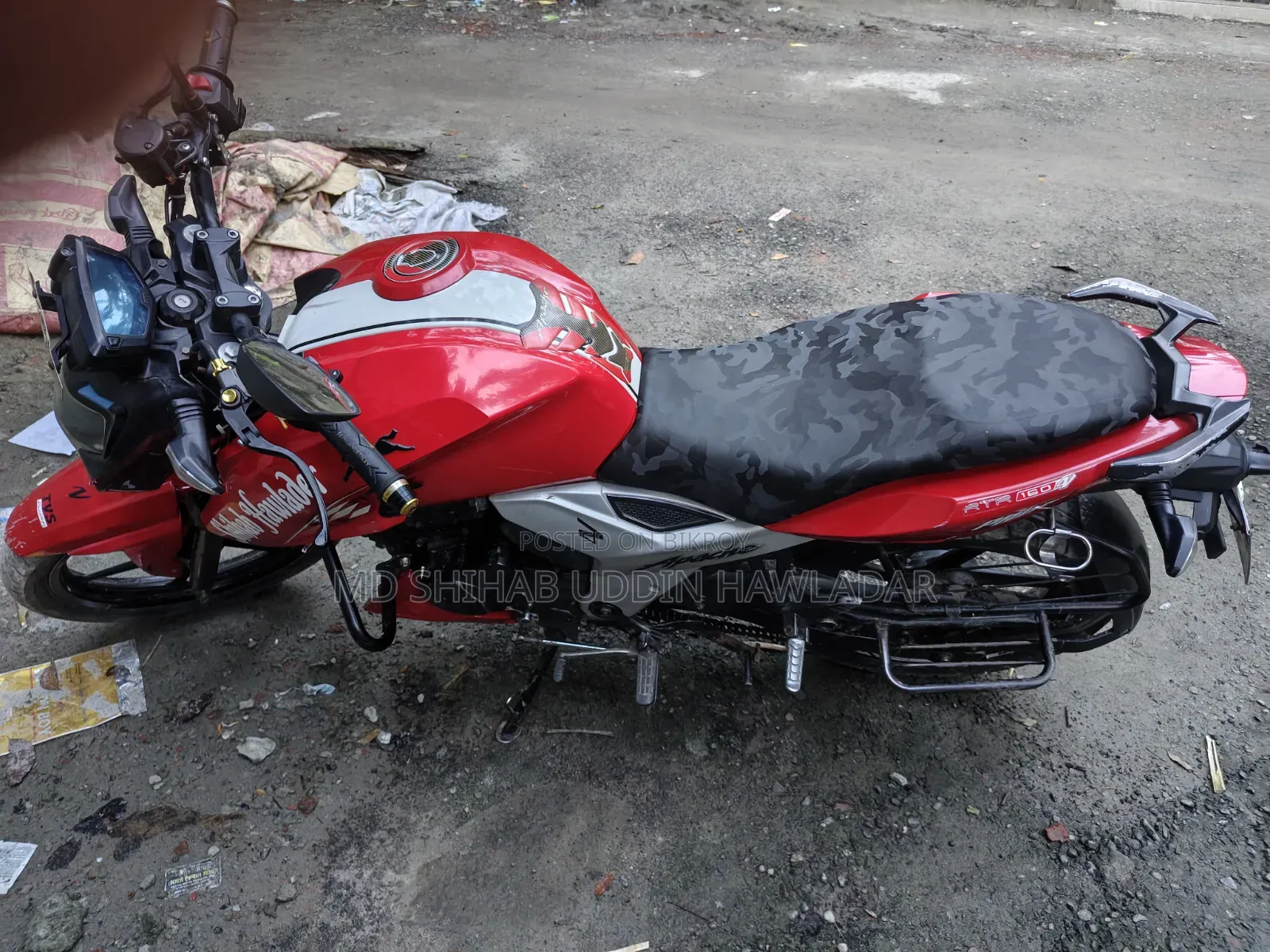 TVS Apache 160 4V 2022 Red