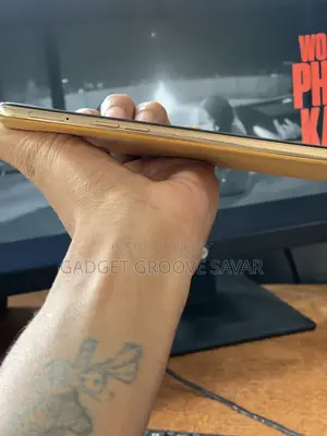 Oppo Reno8 T 5G 128 GB Yellow