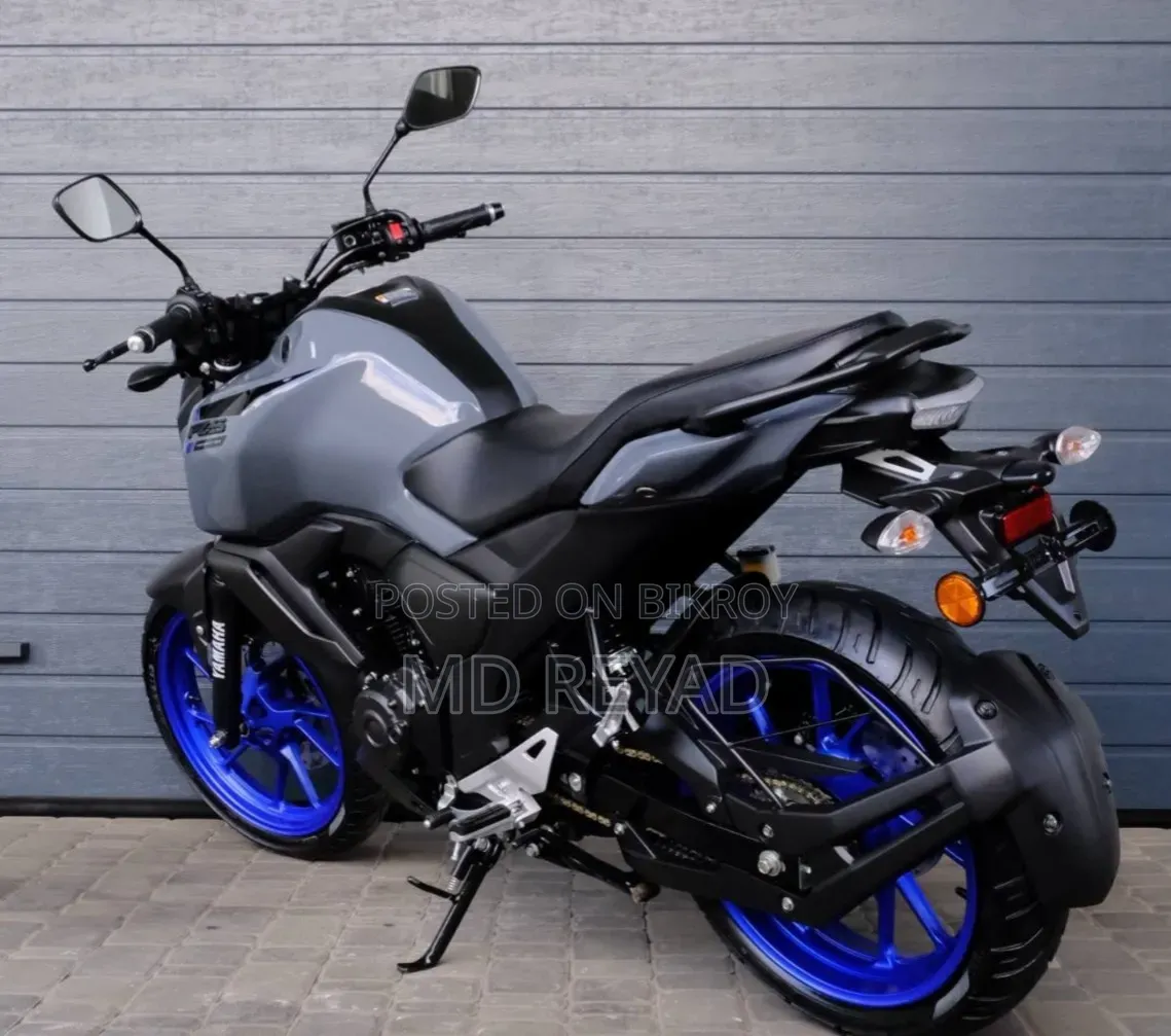 Yamaha FZ 2025 Gray