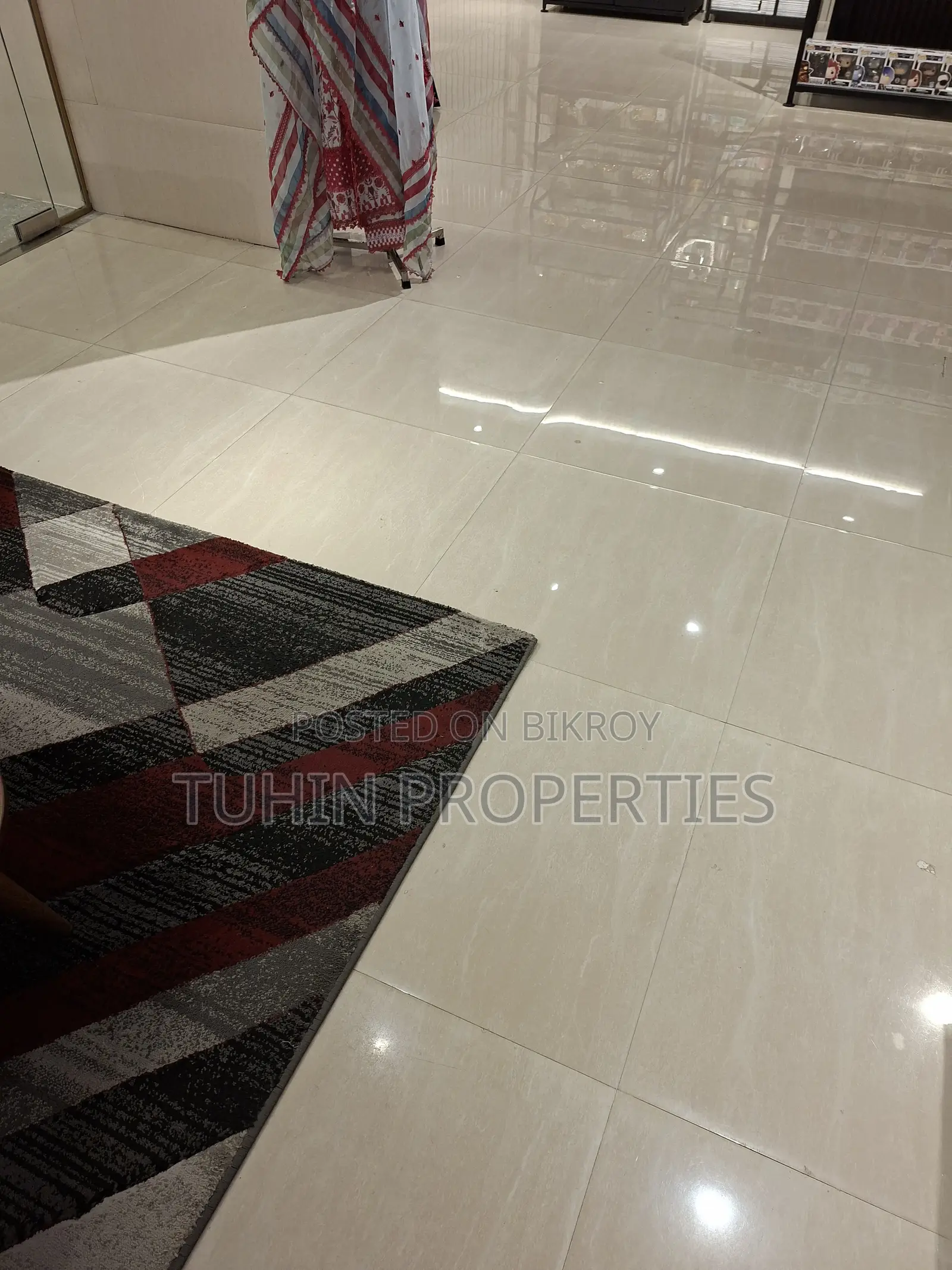 Ready Commercial Space Sale at Banani Road No 11