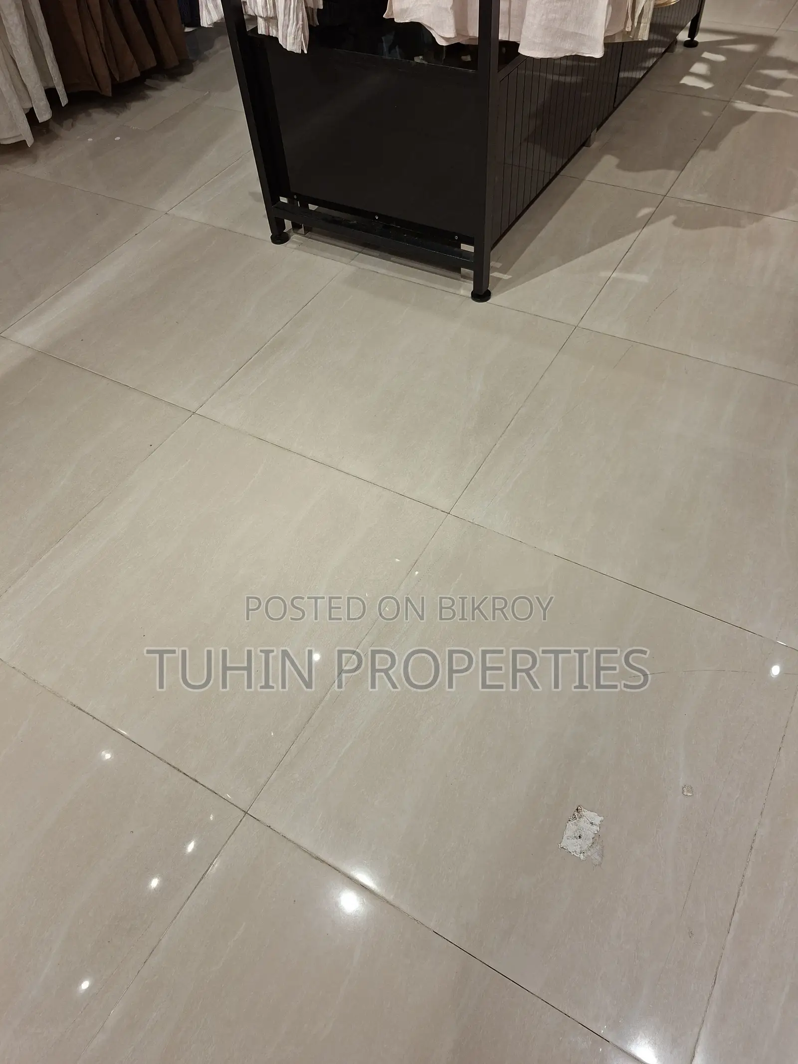 Ready Commercial Space Sale at Banani Road No 11