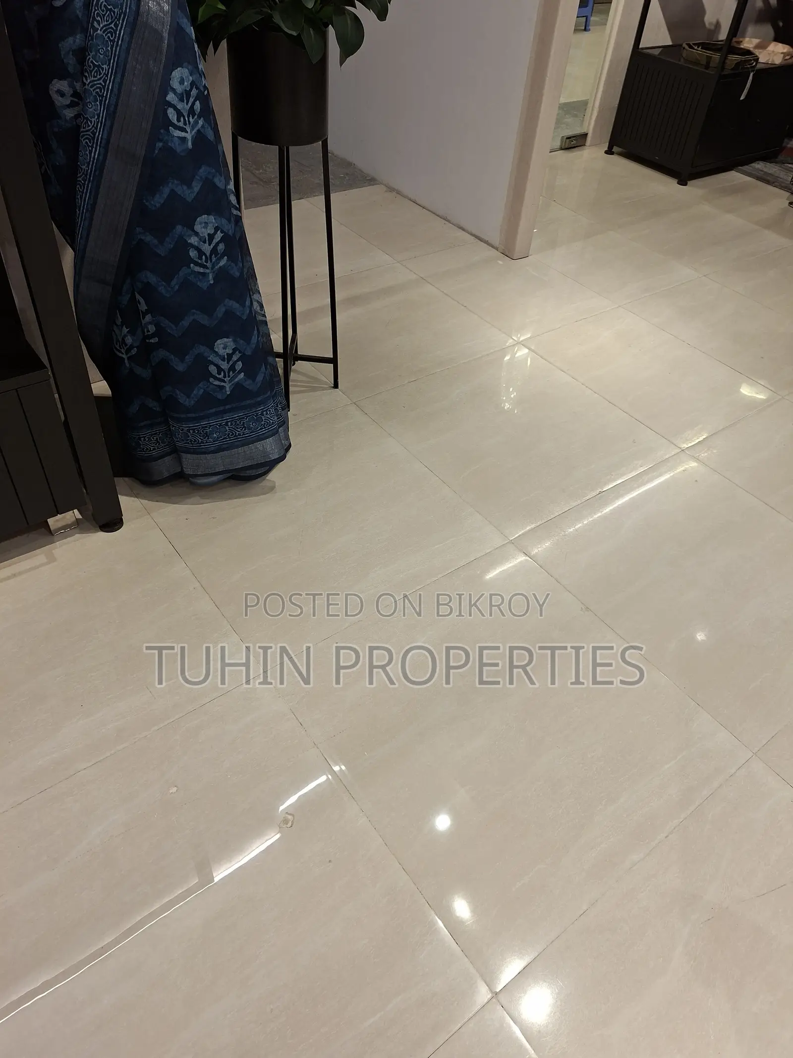 Ready Commercial Space Sale at Banani Road No 11