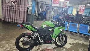 লনসিন সিআর৯ ২০২২ গ্রিন