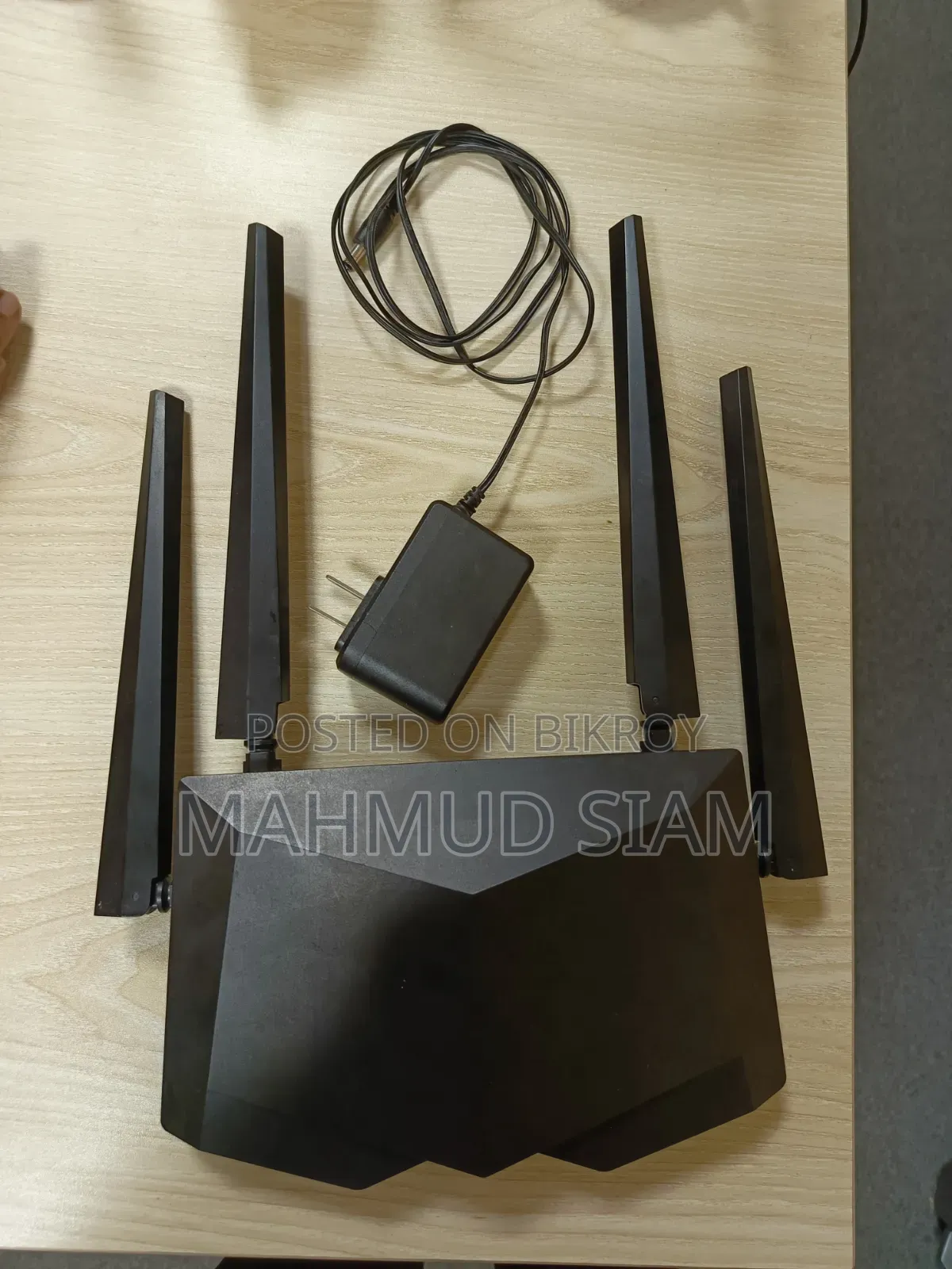 Tenda AC 1200 Router Working Condition