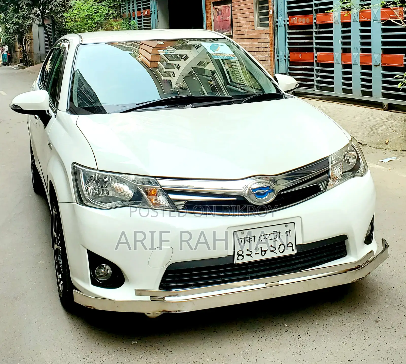 Toyota Axio 1.5 Hybrid 2WD 2014 Pearl