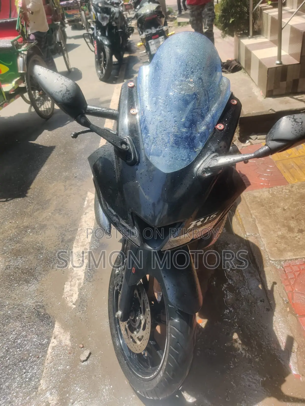 ইয়ামাহা আর১৫ ভি৩ ২০২৩ ব্ল্যাক