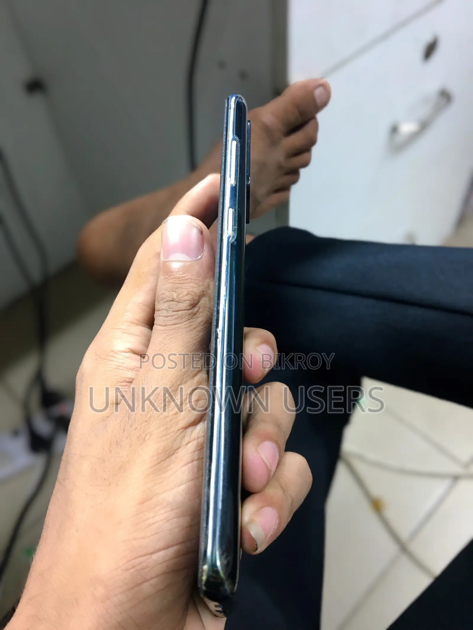 স্যামসাং গ্যালাক্সি এস২০+ ৫জি ১২৮ জিবি ব্ল্যাক