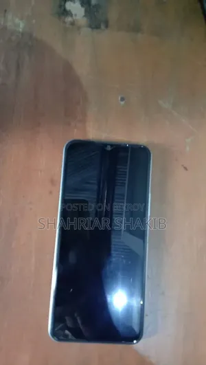 Vivo Y21 64 GB White