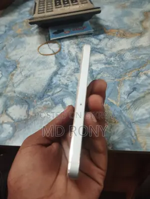 Apple iPhone 5s 32 GB Silver