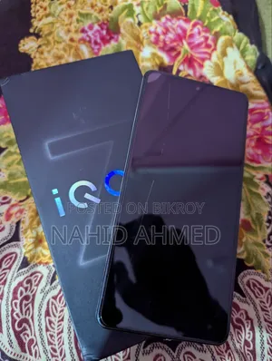 New iQOO 256 GB Silver