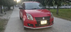সুজুকি সুইফট ২০০৭ লাল