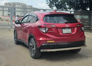হন্ডা ভেসেল ২০১৬ লাল