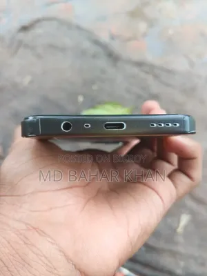 রিয়েলমি সি৭১ ১২৮ জিবি সাদা