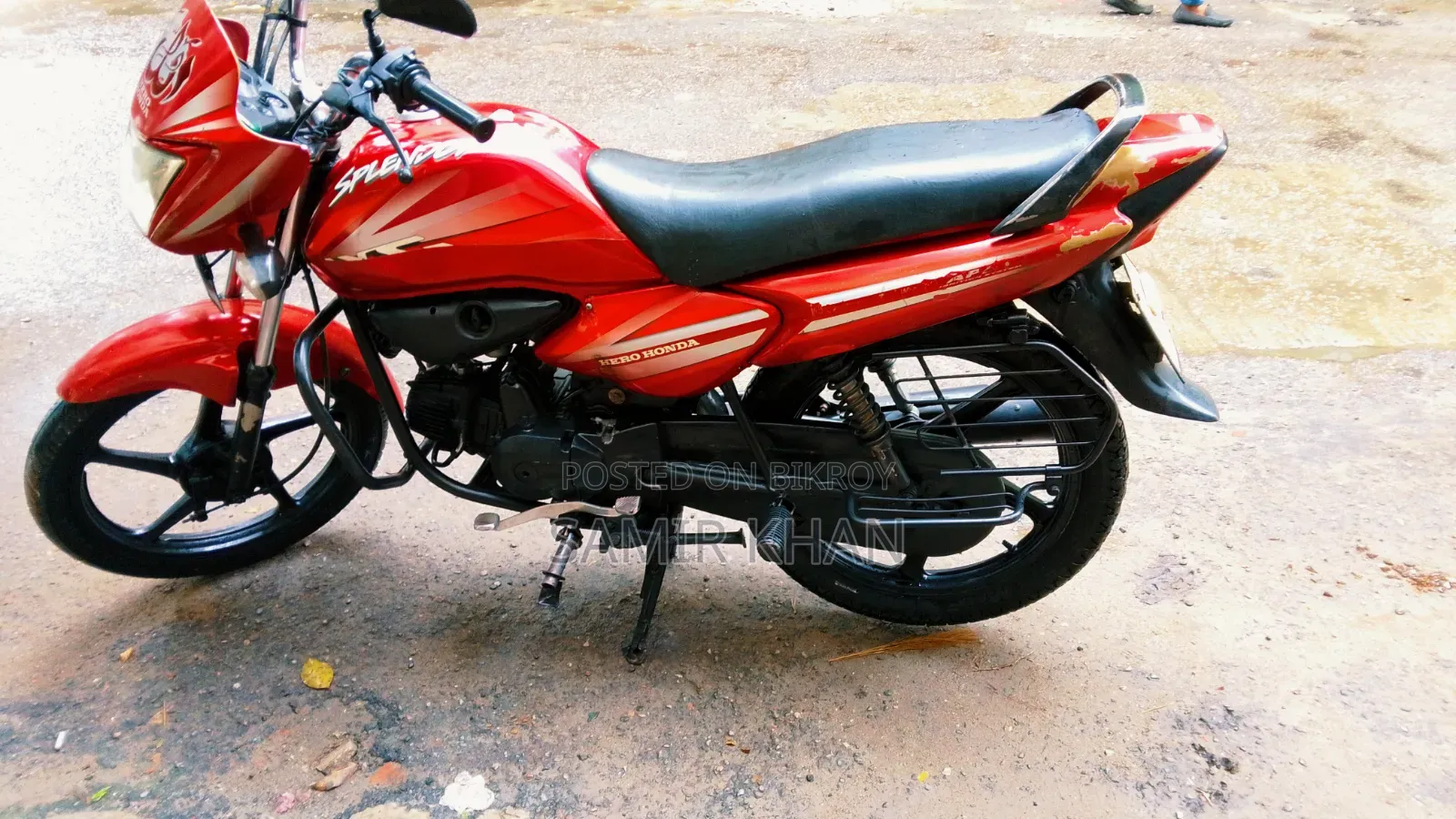 হিরো স্প্লেন্ডার প্লাস ২০১৬ লাল