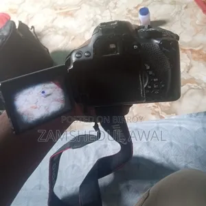 Canon 700d With 18-135 Is Lencr