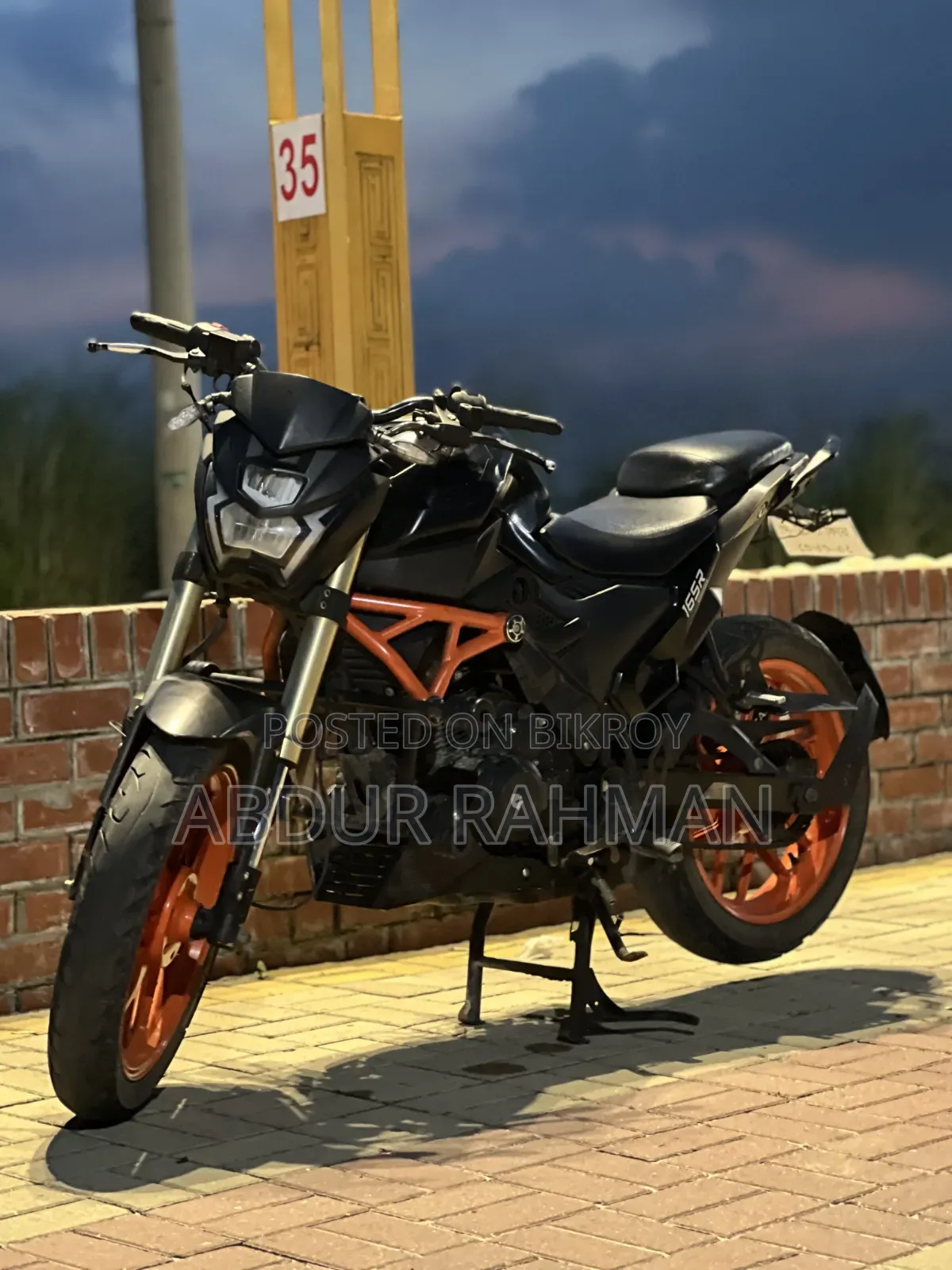 Runner Bolt 165R 2023 Black